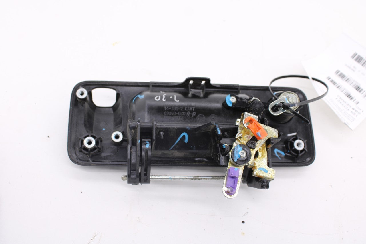 2015-23 Toyota Tacoma SR5 Double Cab Rear Tailgate Door Release Exterior Handle8