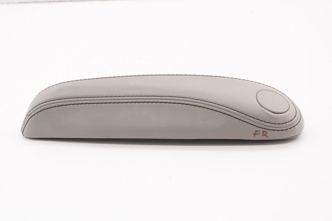 17-19 Chrysler Pacifica Limited 3.6L FWD Front Passenger Right Side Seat Armrest - Alshned Auto Parts