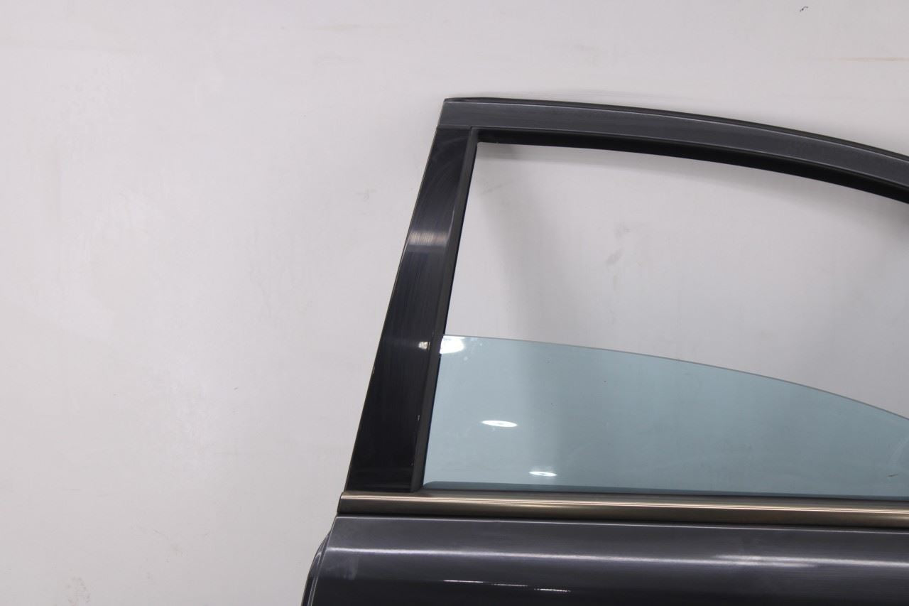 2003-2006 Mercedes-Benz E500 Rear Left Side Door Complete 211730010528 OEM2
