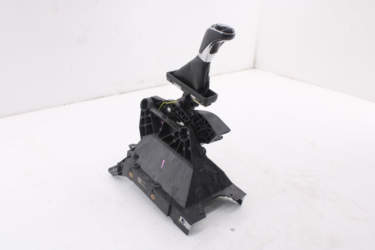 2018 Chevrolet Equinox LT Auto Transmission Gear Shifter Lever Knob 13534686 OEM2