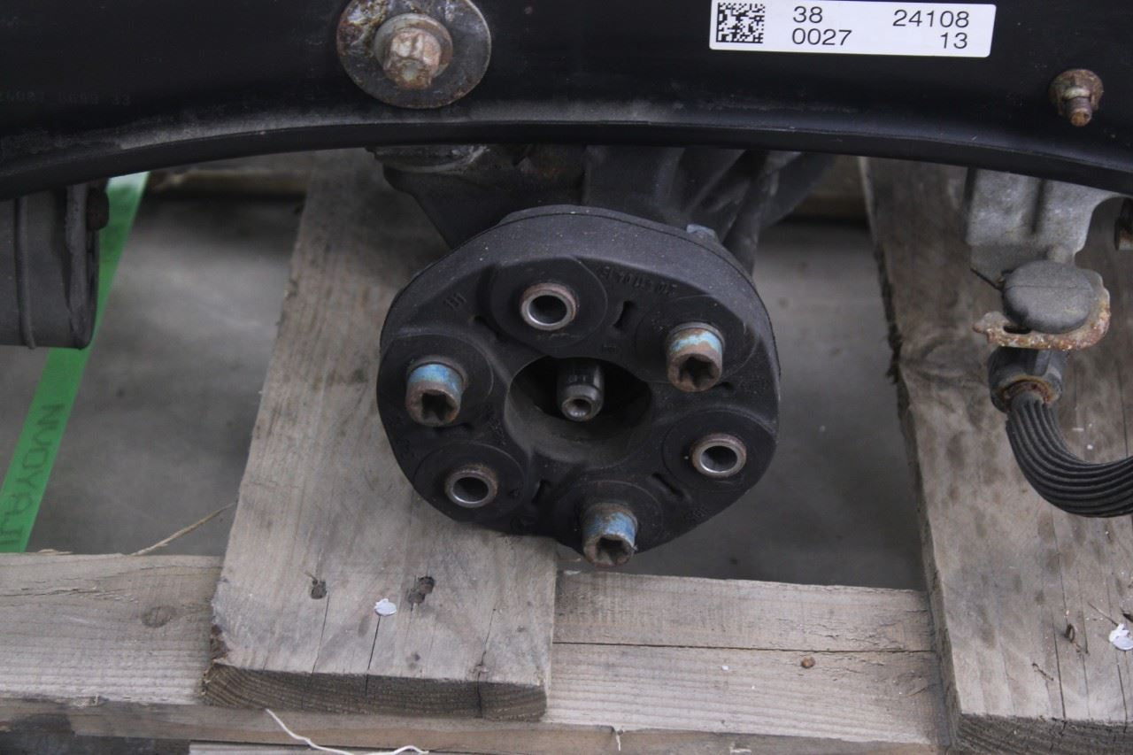 11-16 Mercedes-Benz E 350 3.5L AWD Rear Axle Differential Carrier w/ Crossmember11
