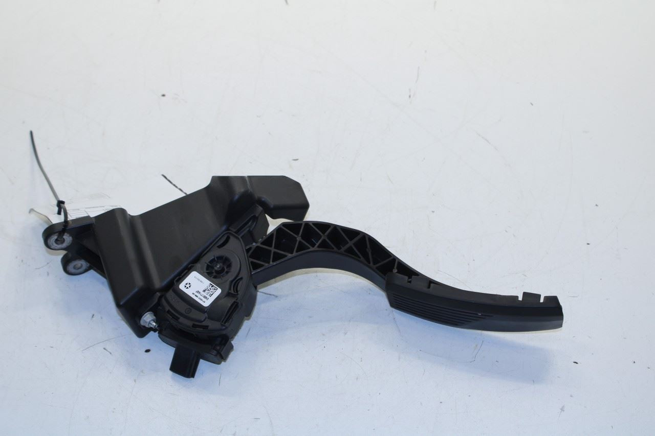 2017-21 Maserati Ghibli 3.0L Accelerator Throttle Gas Pedal Sensor 670034345 OEM - Alshned Auto Parts