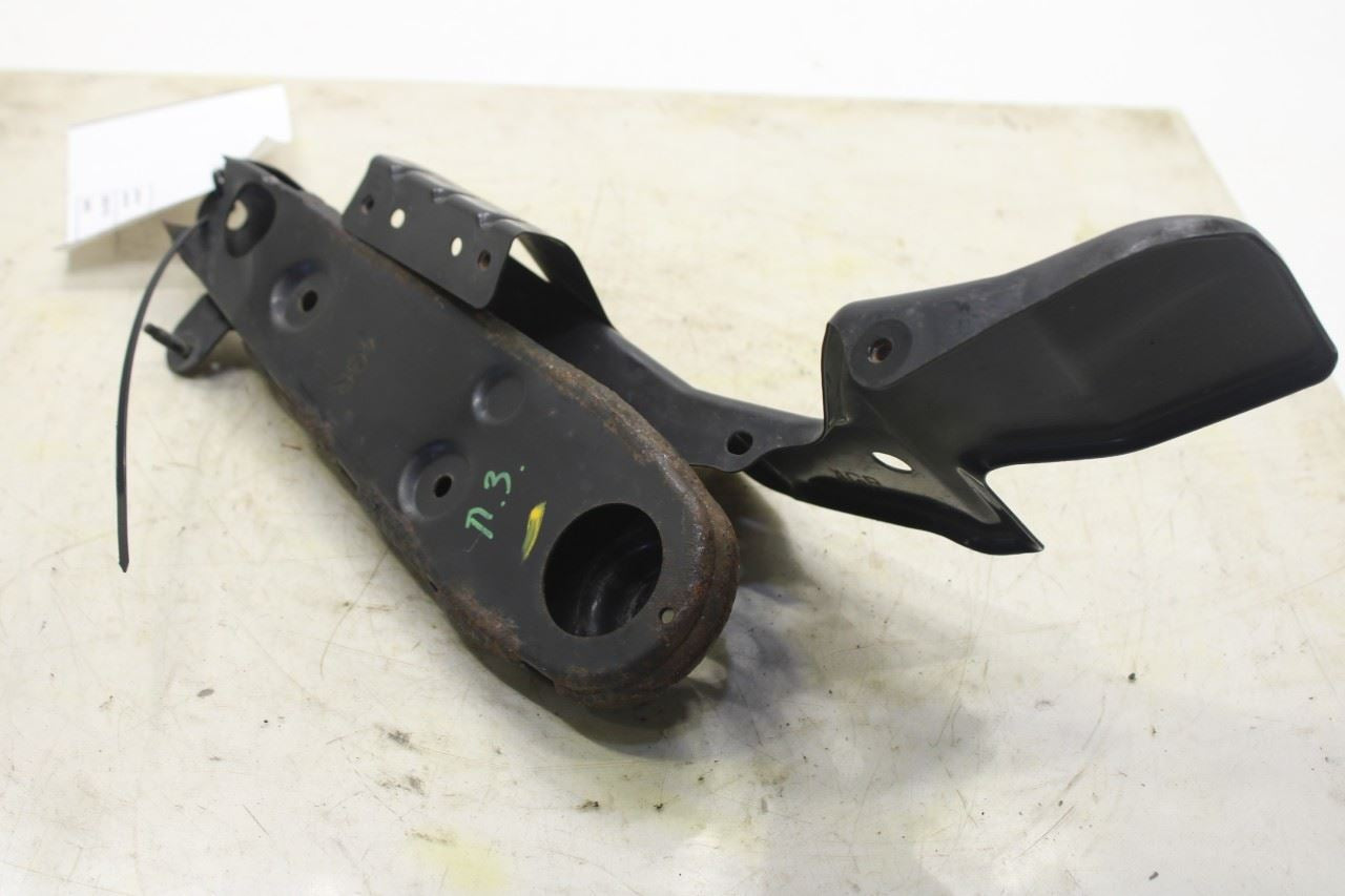 2017-22 Infiniti Q60 Luxe AWD Rear Right Side Subframe Crossmember Stay Bracket - Alshned Auto Parts