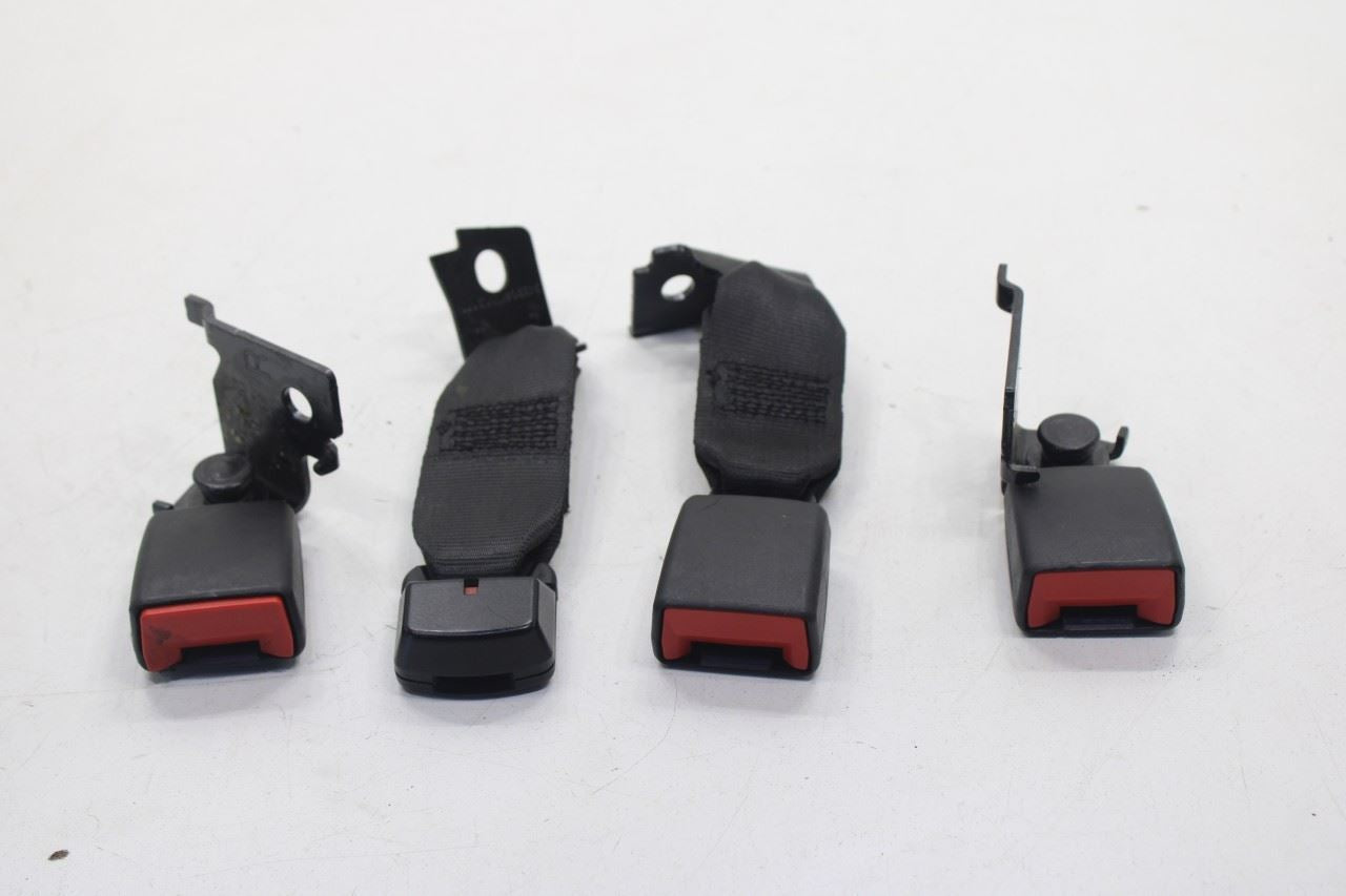 17-19 Alfa Romeo Giulia Rear RH and LH Center 2nd Row Seat Belt Buckle Set of 4 - Alshned Auto Parts
