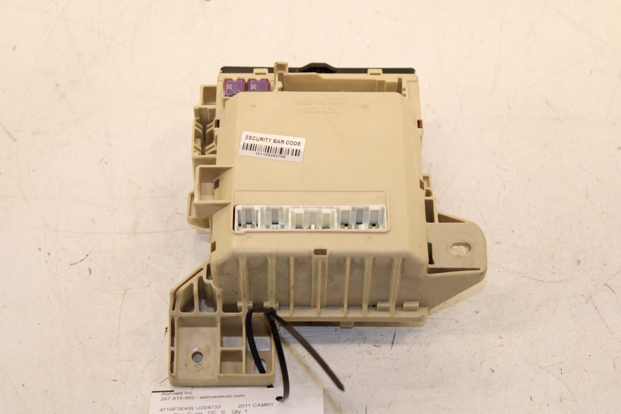 2009-11 Toyota Camry LE Cabin Instrument Panel Fuse Relay Junction Block *ReaD* - Alshned Auto Parts