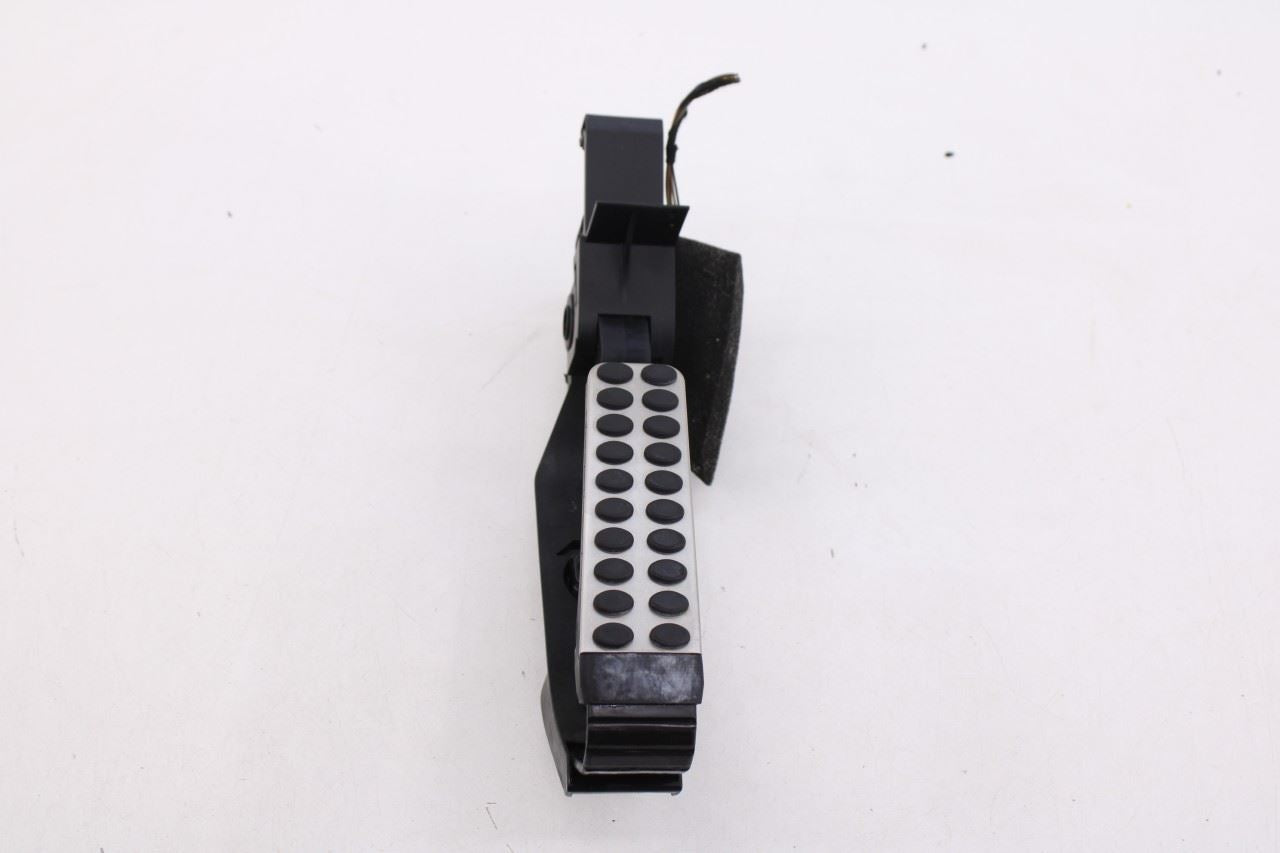2006-2009 Mercedes-Benz CLK350 3.5L Accelerator Throttle Gas Pedal Sensor0