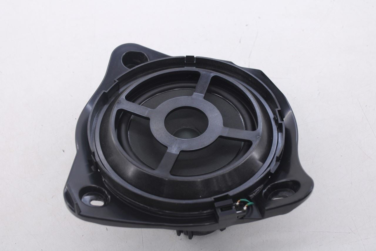 2015-2021 Mercedes-Benz C300 4Matic Front Right Under Dash Speaker 20582016023