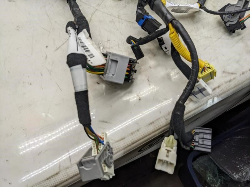 2017-2018 Hyundai Elantra Dash Instrument Panel Wire Harness 91104-F3151 OEM11