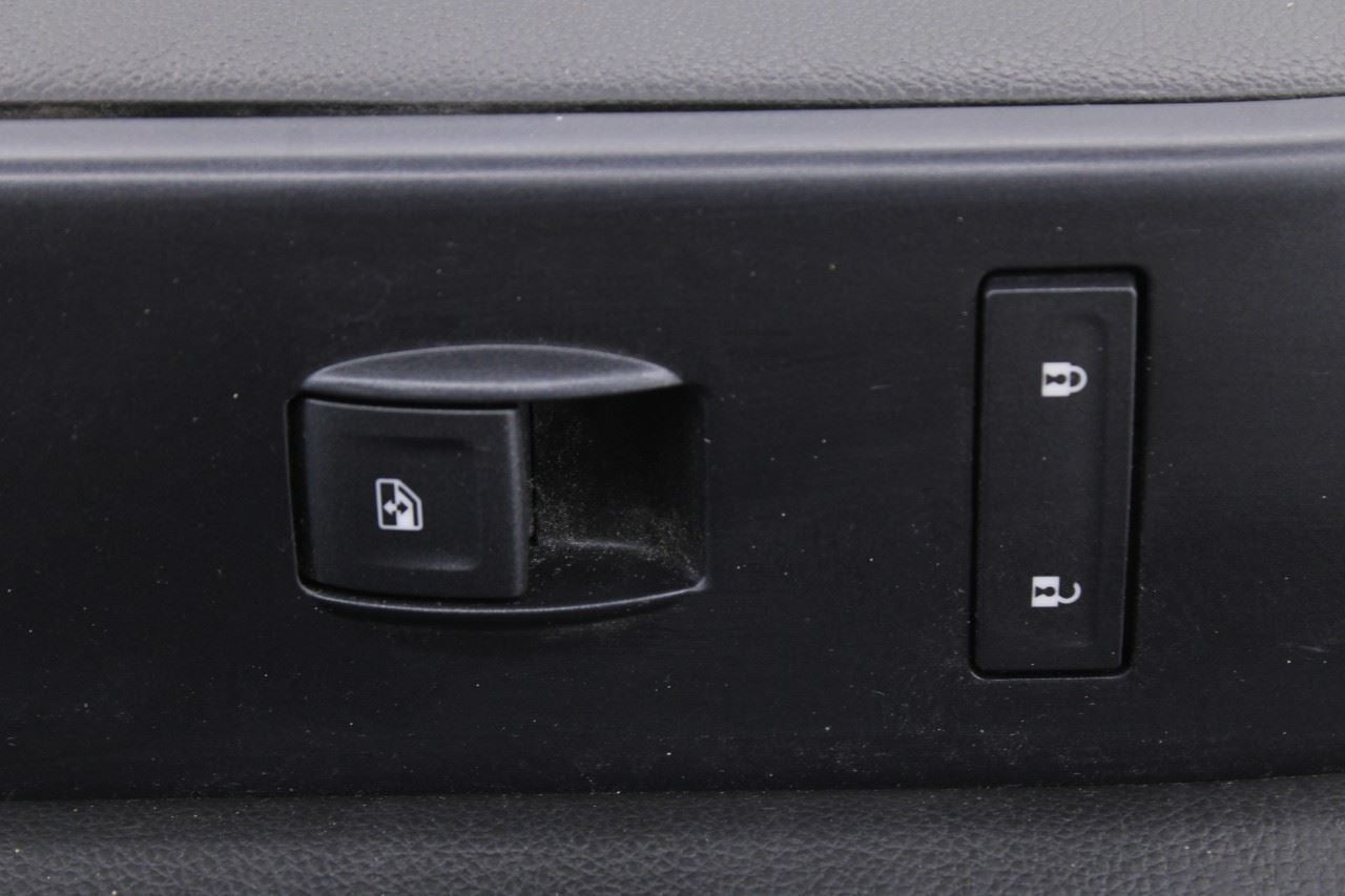 2014-19 Chevrolet Silverado 1500 Work Truck 2WT Front Right Side Door Trim Panel12