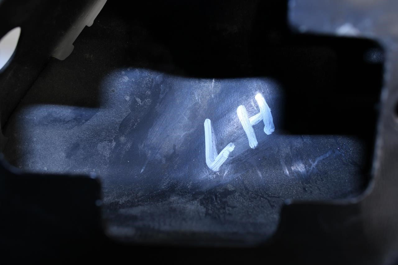 07-13 Mercedes-Benz S550 Front Left Headlight Support Bracket 221-620-01-91 OEM - Alshned Auto Parts