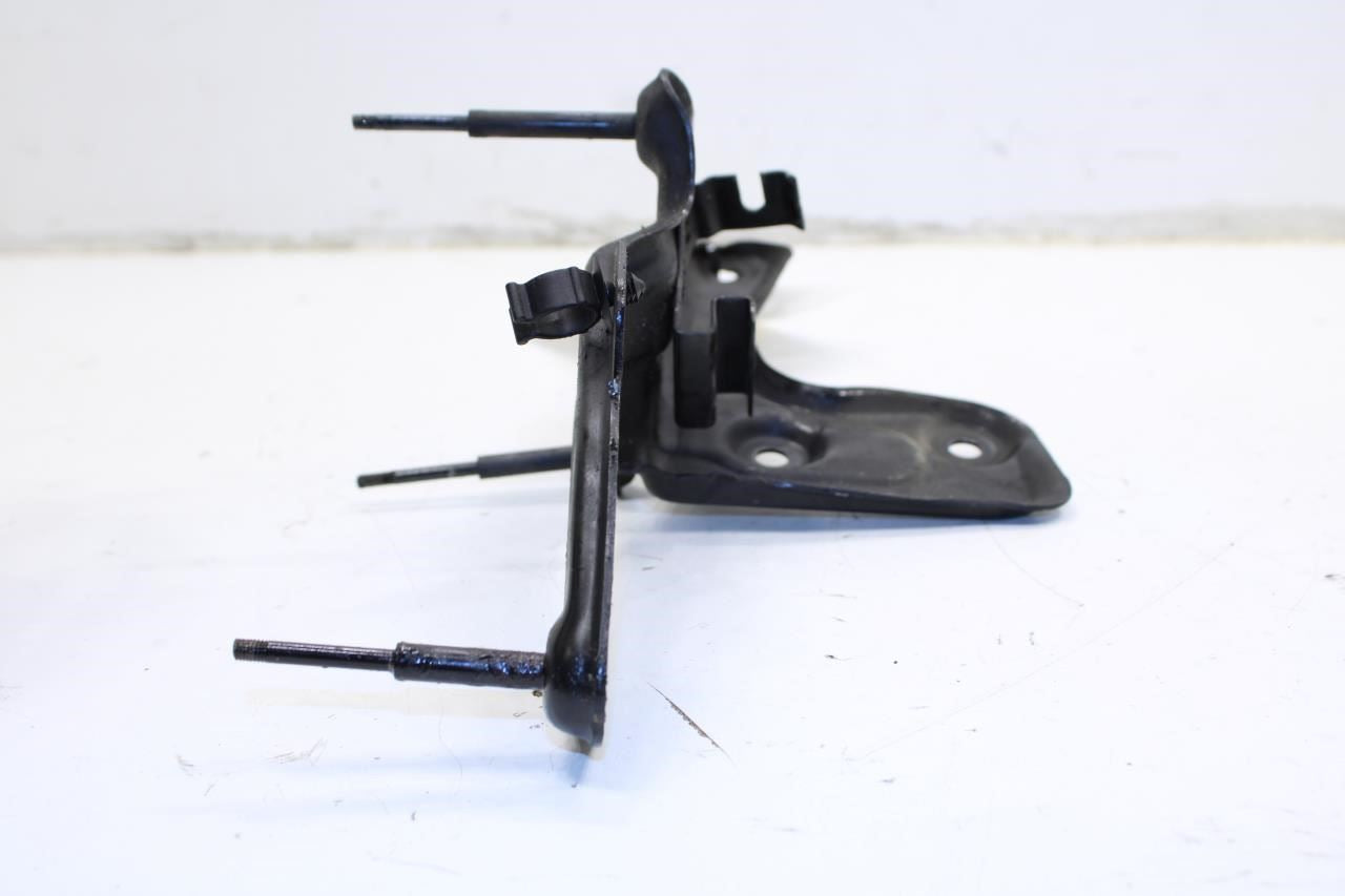 07-13 Mercedes-Benz S550 Air Airmatic Suspension Compressor Pump Holder Bracket - Alshned Auto Parts