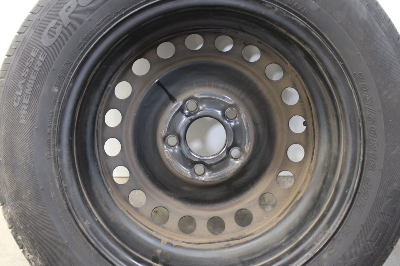 2020-2024 Kia Soul Steel Wheel Tire Nexen 205/60R16 Set of 4 52910-J9000 OEM - Alshned Auto Parts