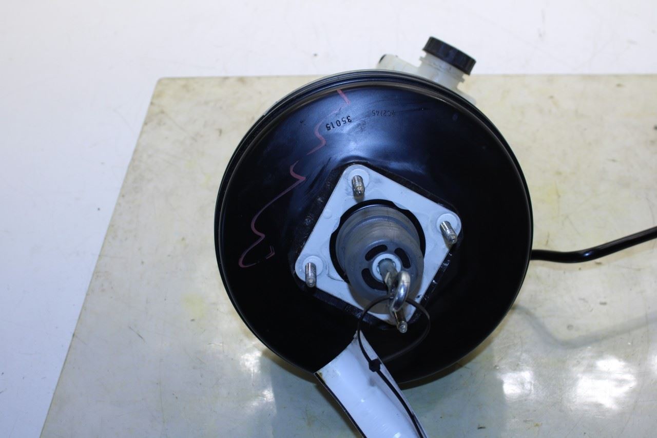 2017-21 Maserati Ghibli 3.0L Brake Master Cylinder w/ Reservoir Bottle 670006653 - Alshned Auto Parts