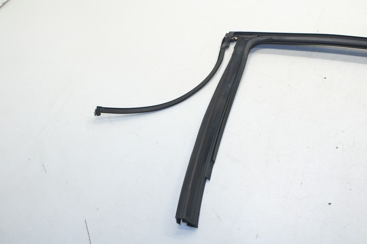 2014-2023 Jeep Cherokee Rear Right Door Run Channel w/ Belt Molding Weatherstrip - Alshned Auto Parts