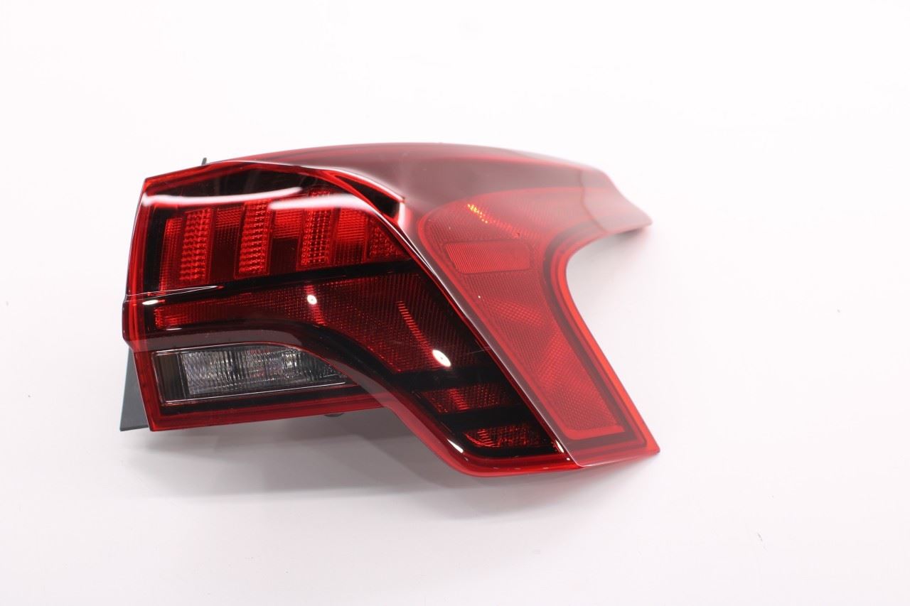 2021-2023 Hyundai Santa Fe SEL Rear Right Side Tail Light Lamp 92402-S2500 OEM6