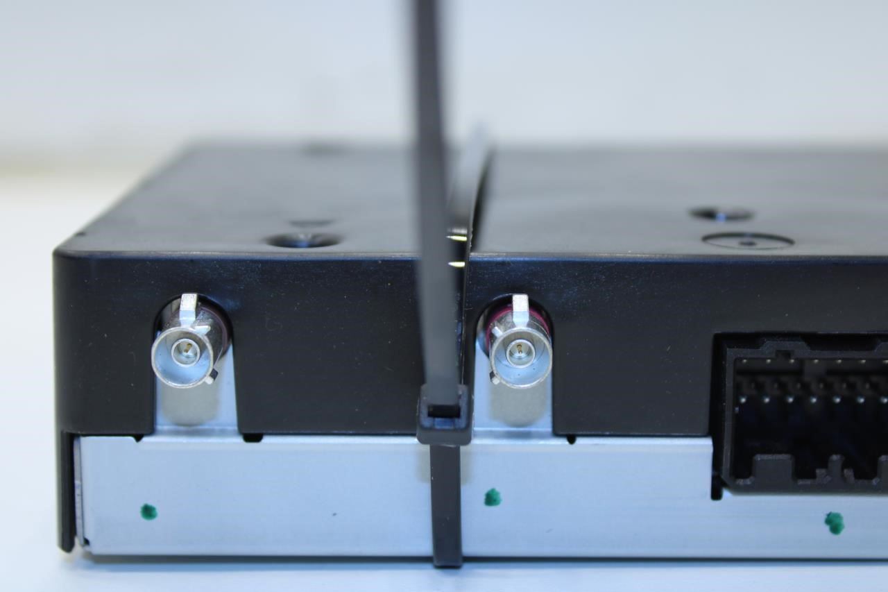 2017-2019 GMC Acadia SLT-1 Telematics Communication Control Module 84298328 OEM - Alshned Auto Parts