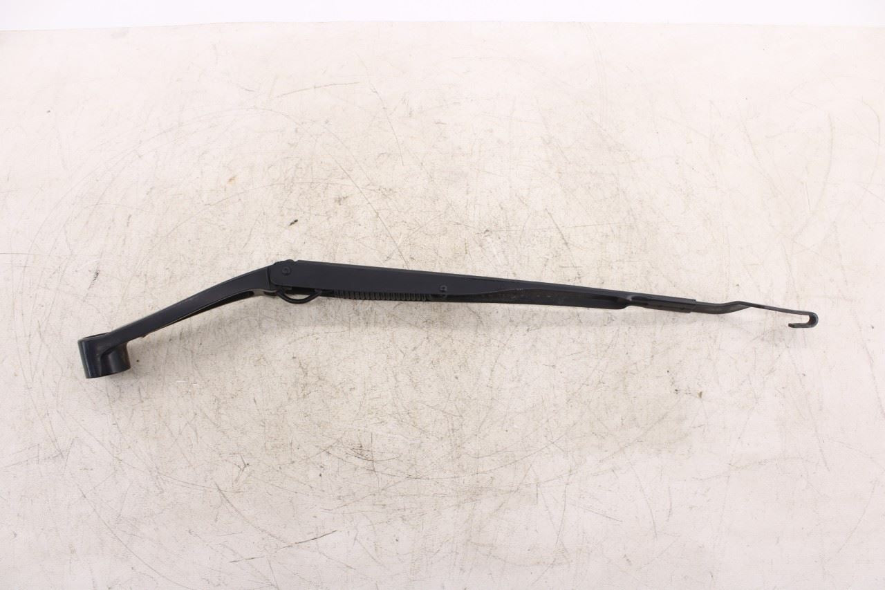 2019-2021 Hyundai Veloster 2.0L Front Left and Right Side Windshield Wiper Arm 3