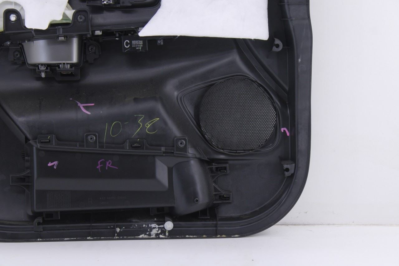 18-25 Mitsubishi Outlander Sport SE Front Right Side Door Trim Panel 7221D552XA15