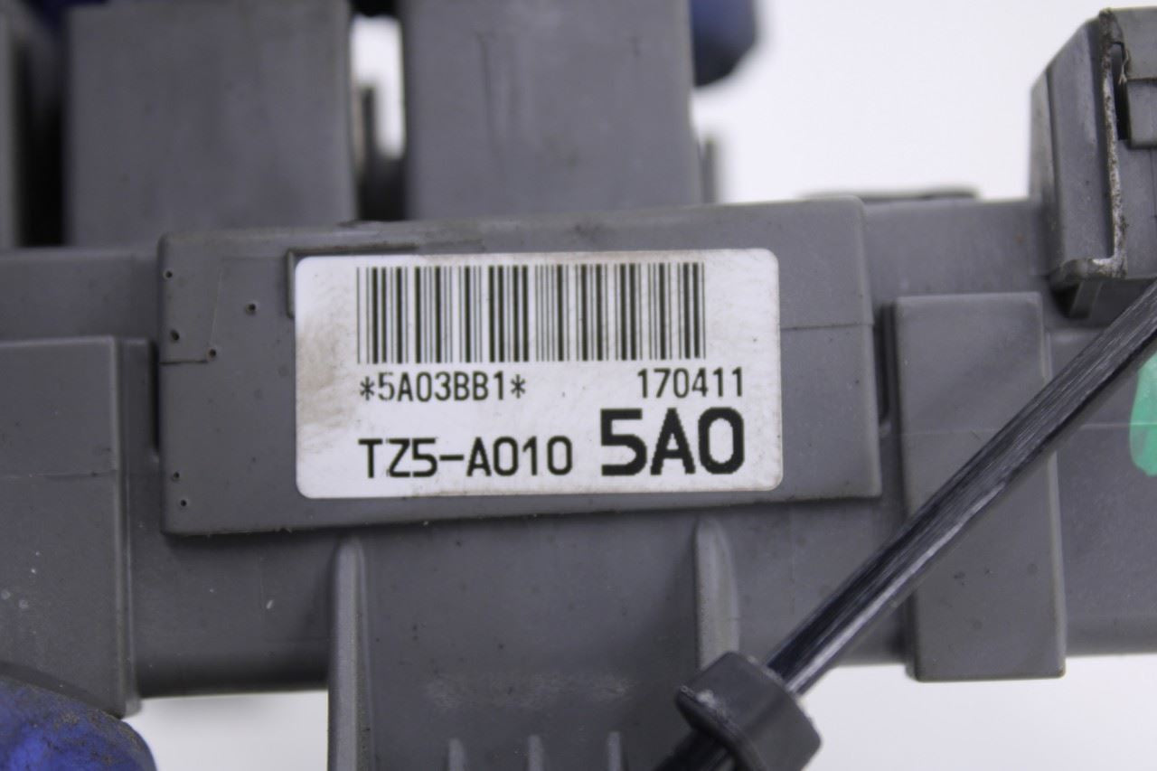 16-18 Acura MDX w/ Technology Pkg 3.5L Cabin Instrument Panel Fuse Block *ReaD* - Alshned Auto Parts