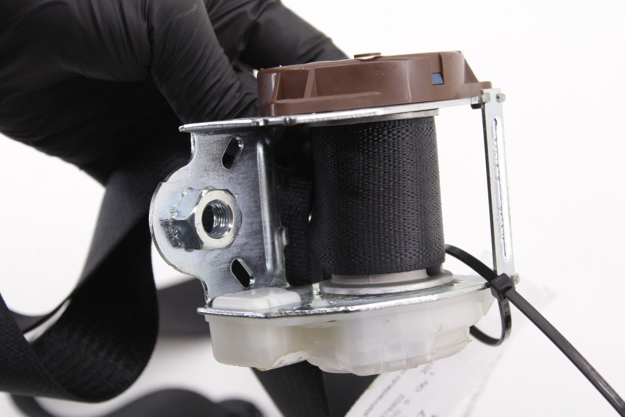 2014-18 Jeep Grand Cherokee Overland Rear Left Side 2nd Row Seat Belt Retractor - Alshned Auto Parts