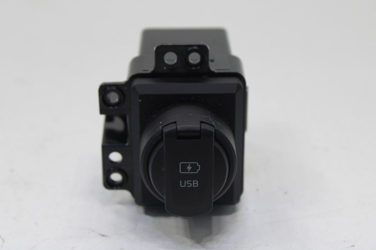 2015-20 Kia Sorento LX 3.3L Center Console Battery Charger USB Port 96125-C6010 - Alshned Auto Parts