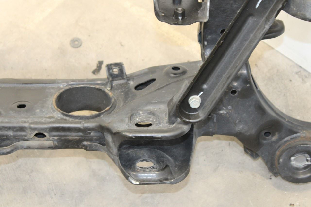 2016-2020 Kia Sorento LX FWD Rear Suspension Crossmember Subframe 55405-C5050 - Alshned Auto Parts