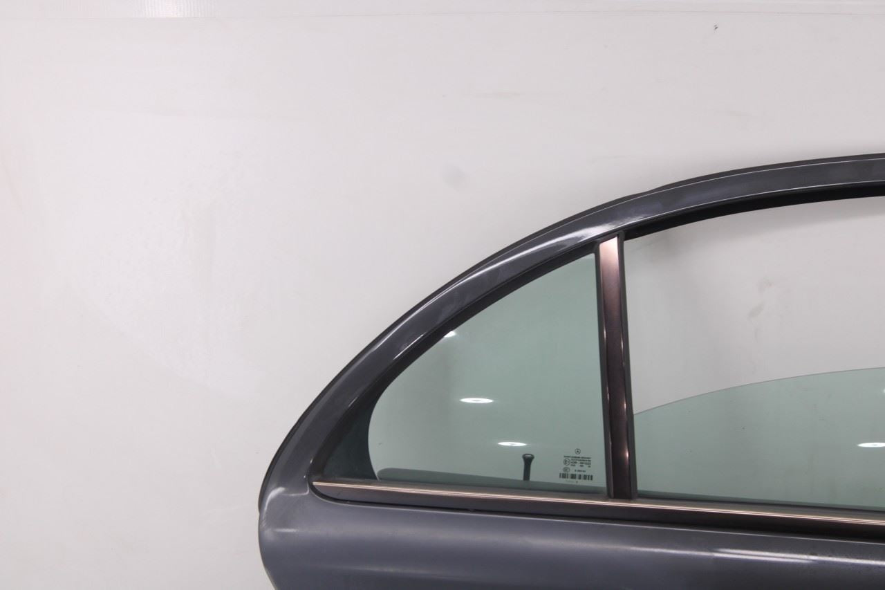 2003-2006 Mercedes-Benz E500 Rear Right Side Door Complete 211730020528 OEM2