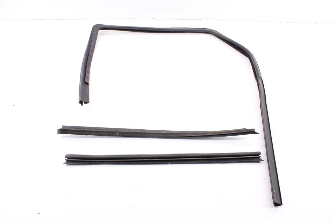 2007-17 Jeep Wrangler Unlimited Sport FR LH Door Run Channel w/ Weatherstrip Set - Alshned Auto Parts