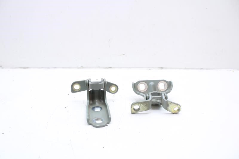 2024-25 Chevrolet Trax Front Right Side Door Hinge Upper and Lower 13501715 OEM - Alshned Auto Parts