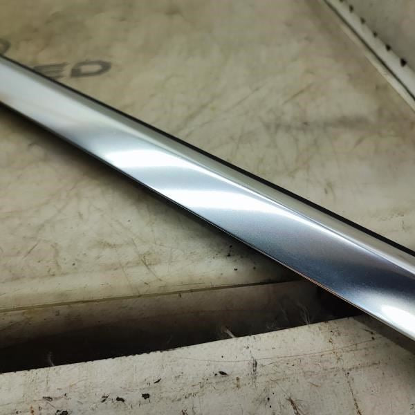 2015-20 Mercedes-Benz C300 Front Left Door Belt Molding Chrome 205-720-43-33 OEM3
