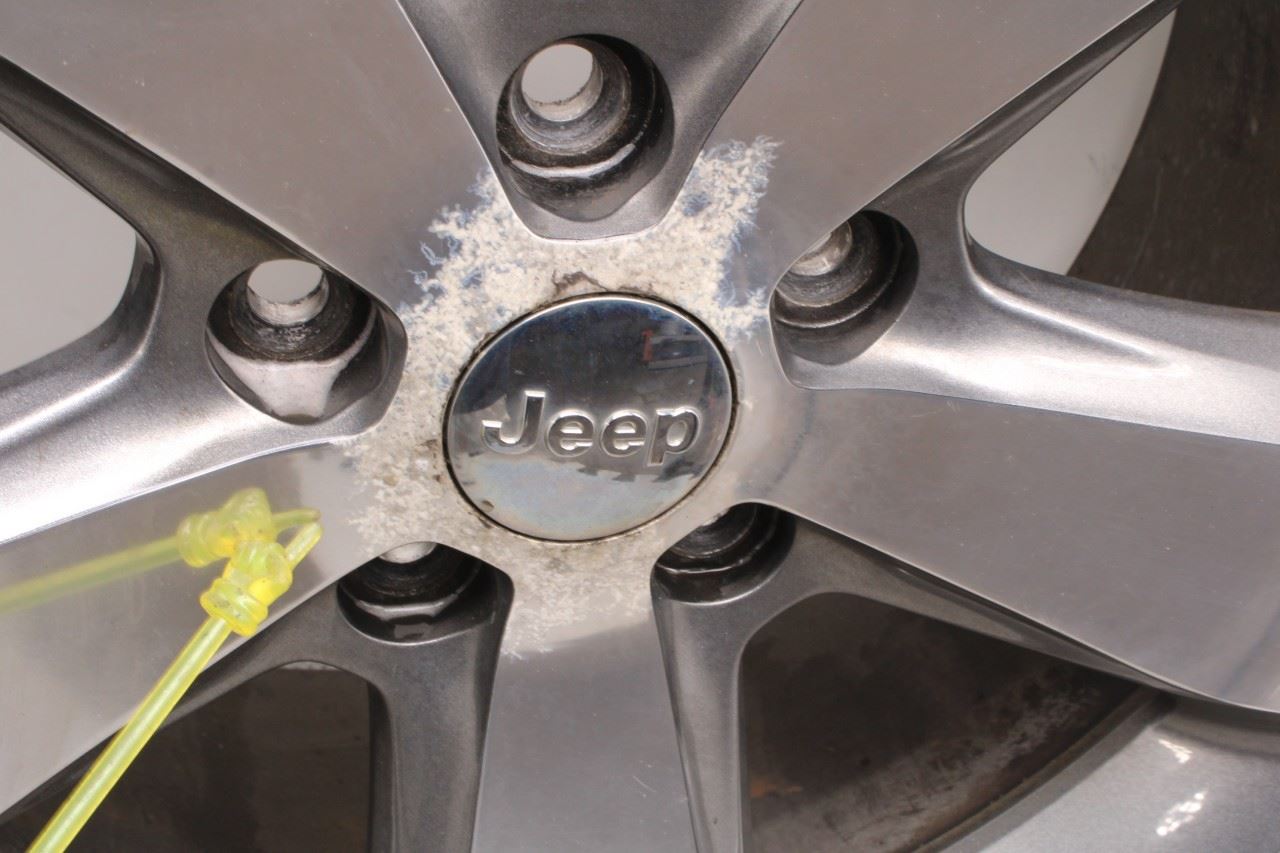 2014-16 Jeep Grand Cherokee Limited Aluminum Wheel R20x8.0J 5 Solid Spoke *ReaD* - Alshned Auto Parts
