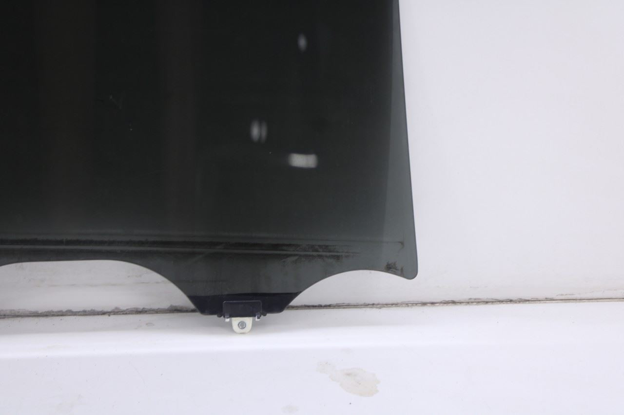 2014-2020 Infiniti QX60 Rear Left Door Window Movable Glass 82301-3JA1C OEM10