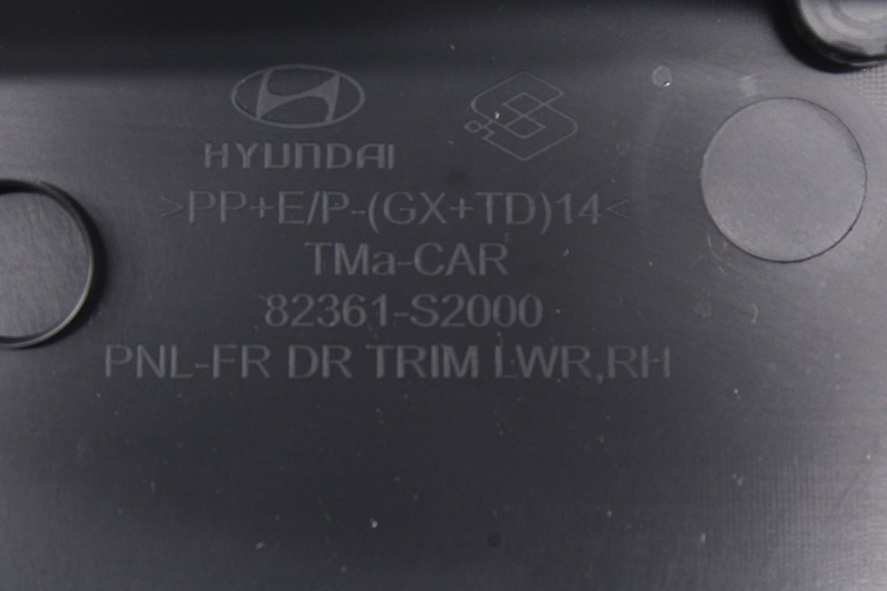 2021-23 Hyundai Santa Fe SEL Front Right Side Door Trim Panel 93576-S1100NNB OEM16