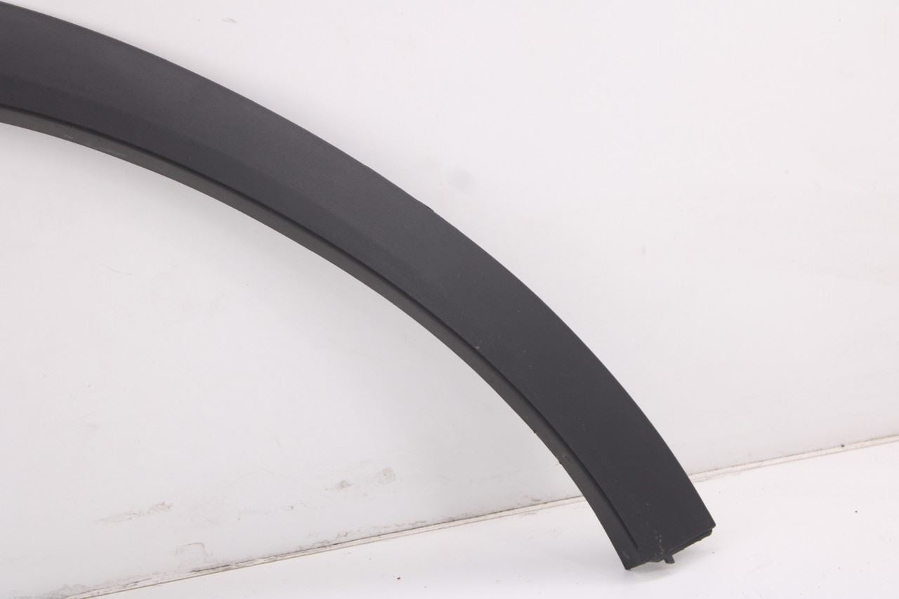 2021-23 Hyundai Santa Fe SEL Front Right Fender Wheel Opening Molding 87712S2AA05