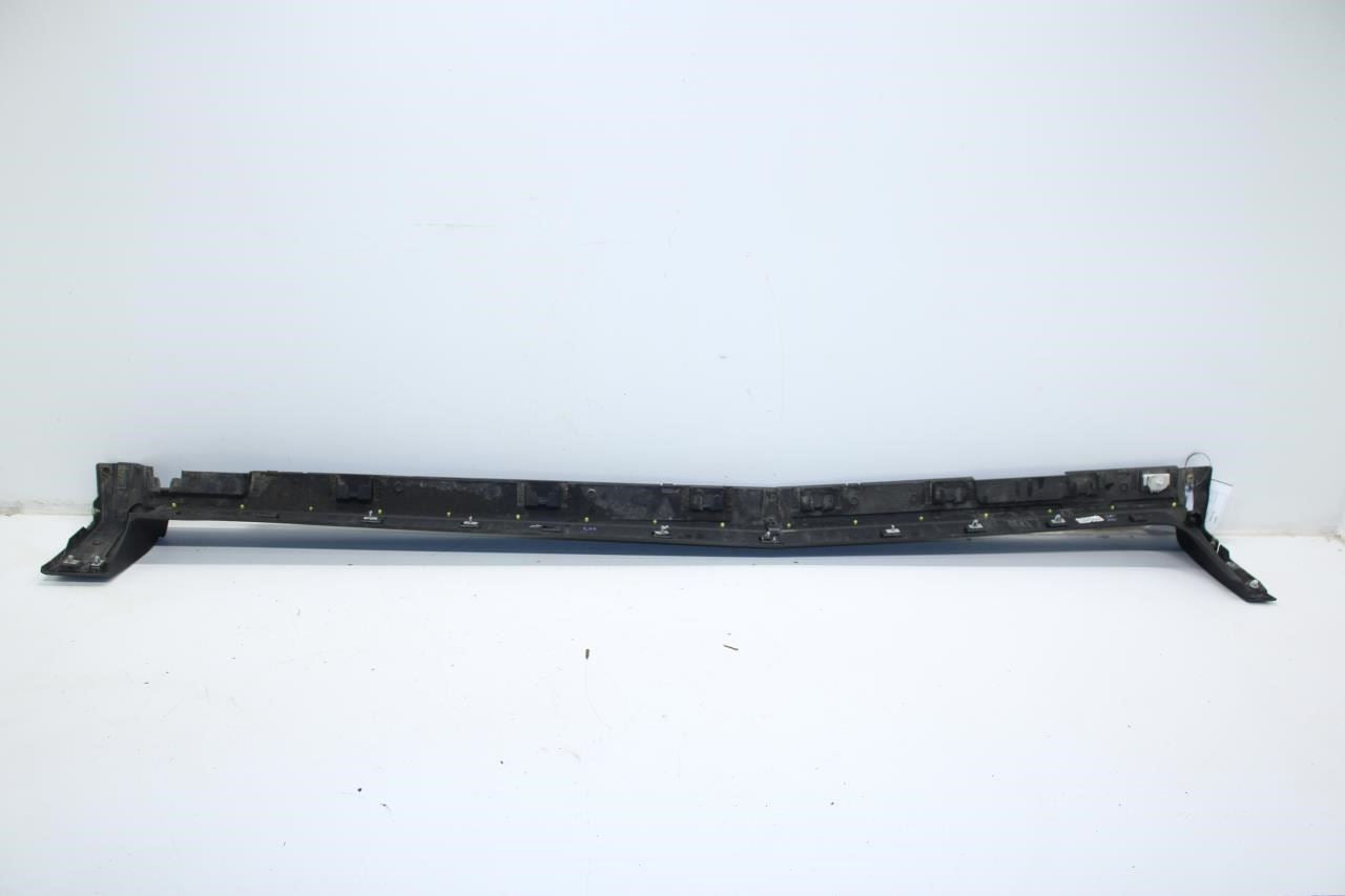 18-2024 Chevrolet Equinox LT Left Rocker Skirt Panel Guard Molding 84713653 OEM - Alshned Auto Parts