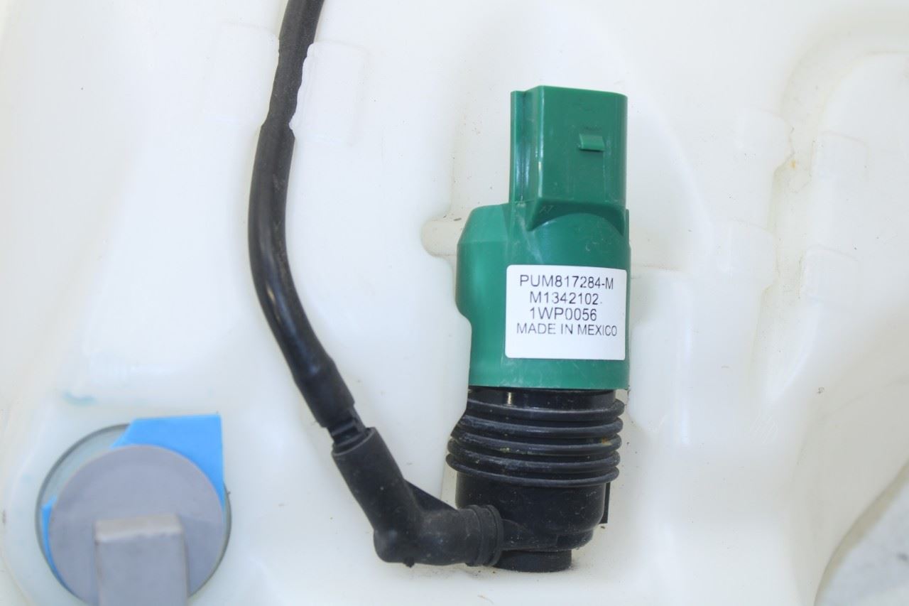 2019-25 Chevrolet Blazer 2LT Windshield Washer Reservoir Bottle 84757867 OEM - Alshned Auto Parts
