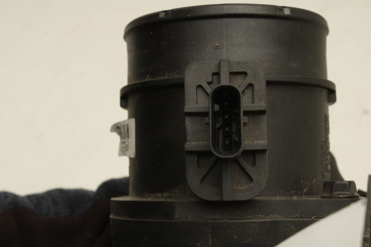 23-25 Kia Sportage Hybrid EX 1.6L Air Intake Cleaner Upper Cover w/ Air Sensor - Alshned Auto Parts