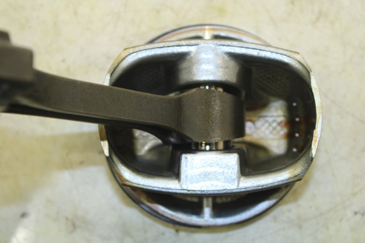 11-22 Ford F250 Crew Cab 6.2L Left No 1 Piston w/ Connecting Rod AL3Z-6108-K OEM - Alshned Auto Parts