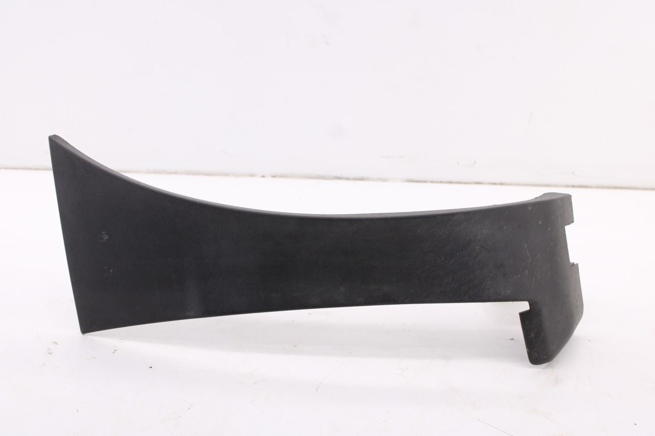 03-06 Chevrolet Avalanche 1500 Front RH Side Fender Lower Rearward Molding Trim0