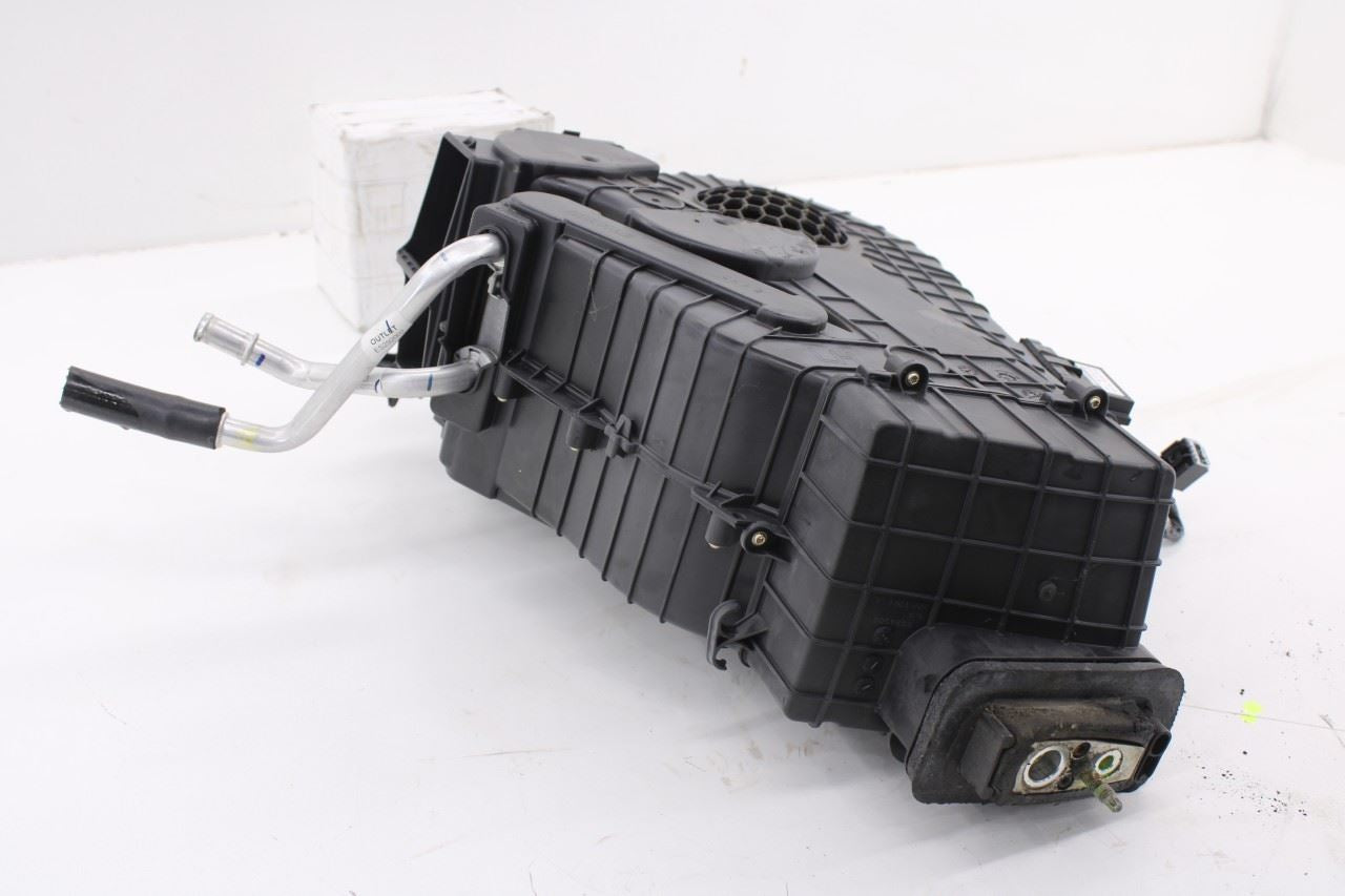 15-20 Dodge Grand Caravan GT 3.6L Rear Heater AC Upper Housing Blower Motor Assy14
