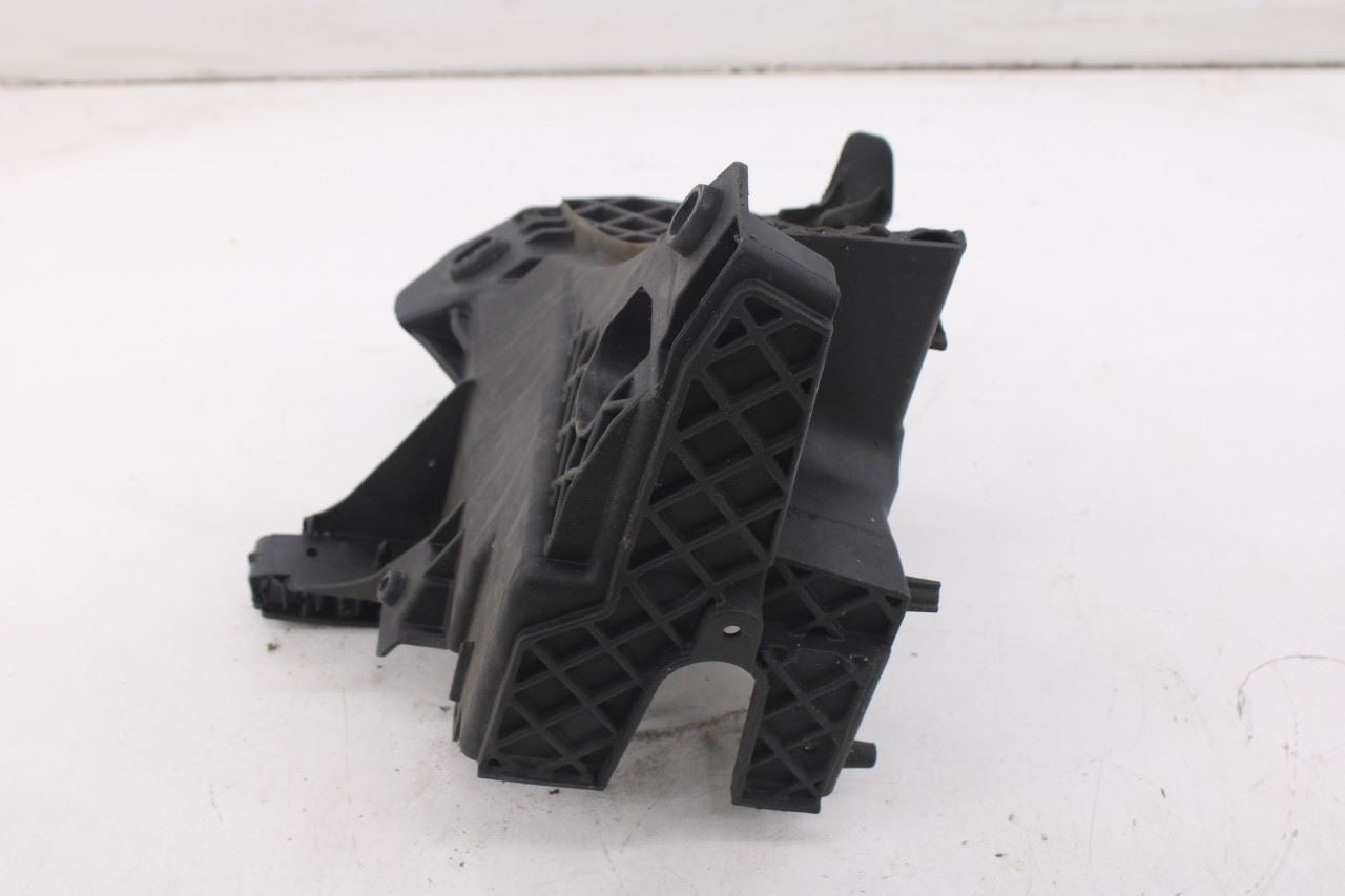 14-21 Jeep Grand Cherokee Laredo 4X4 Power Distribution Center Fuse Box Bracket11