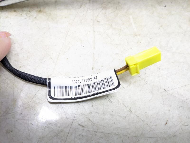 17-2019 Dodge Grand Caravan Front Left or Right Seat Headrest Leather 6NT41DX9AB - Alshned Auto Parts