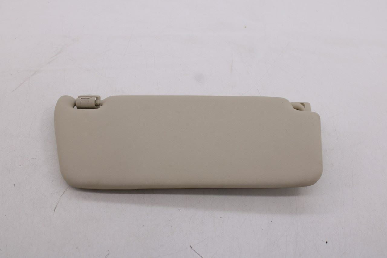 2006-09 Mercedes-Benz CLK 350 Front Right and Left Side Sun Visor Set w/ Mirror3