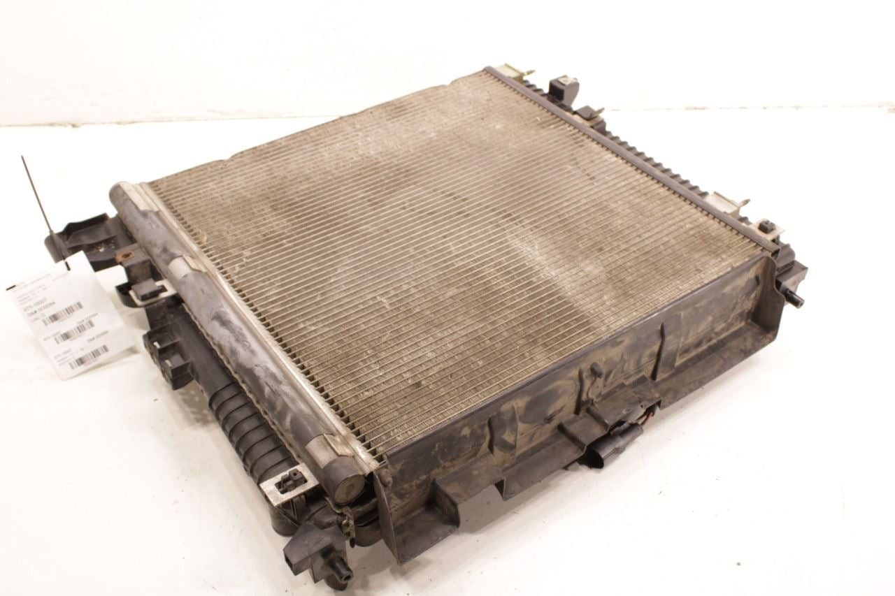 17-19 GMC Acadia SLT-1 3.6L AWD Engine Cooling Radiator Fan Assy 85557760 *ReaD* - Alshned Auto Parts