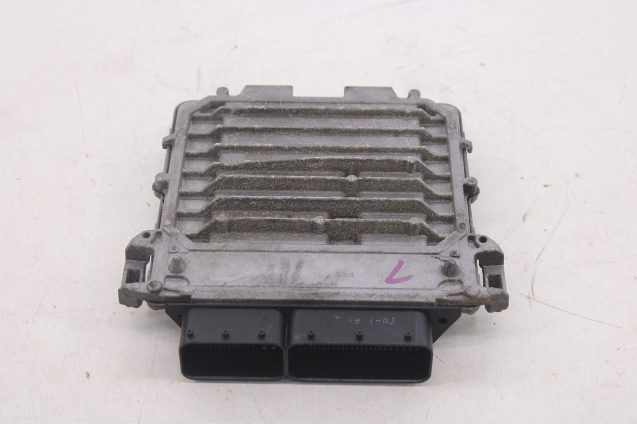 2015-2018 Mercedes-Benz C 300 4Matic 2.0L Engine Computer Control Module ECU ECM10