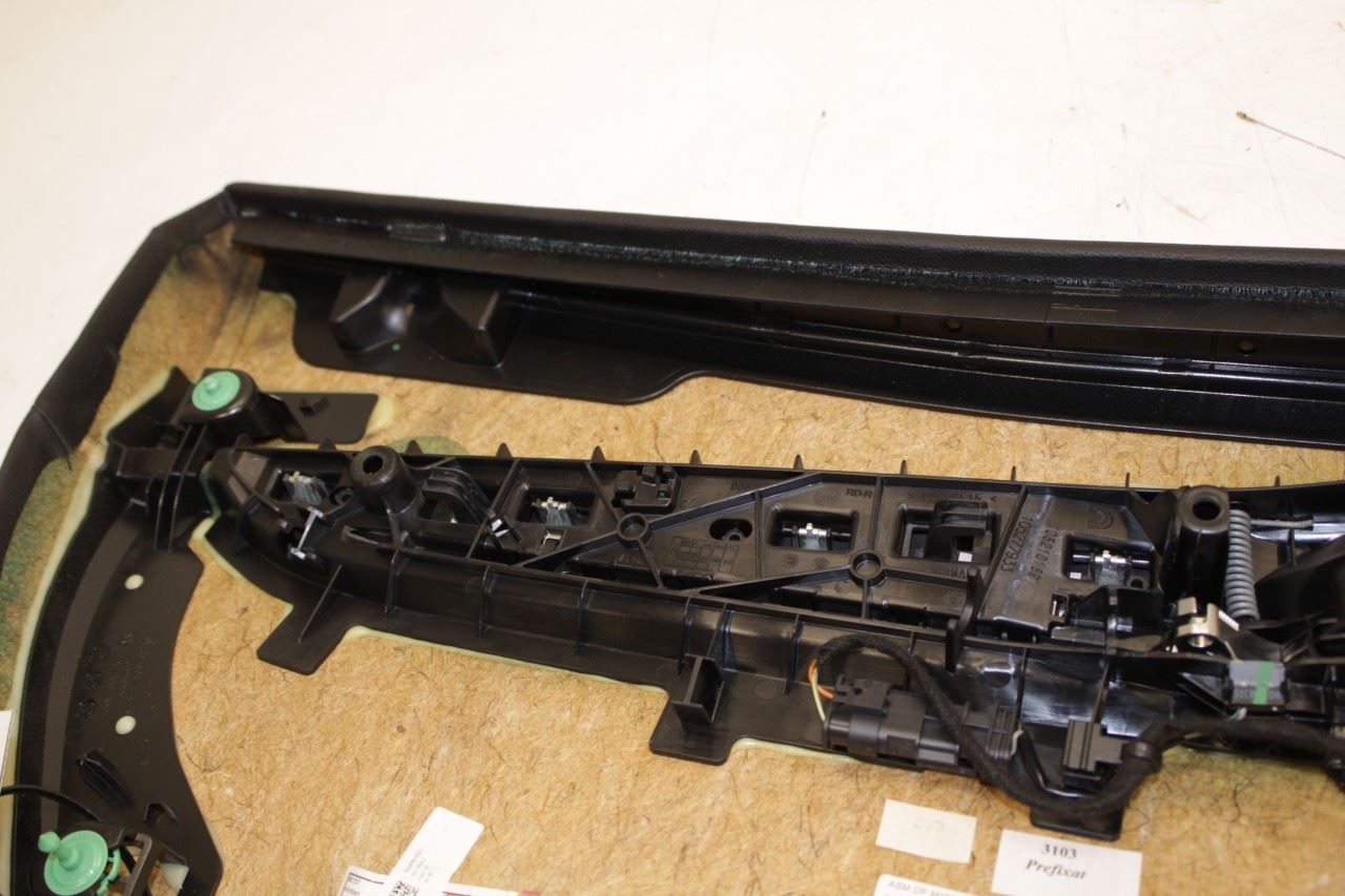 2014-2020 Maserati Ghibli S Q4 Rear Right Passenger Door Trim Panel 670049692 - Alshned Auto Parts