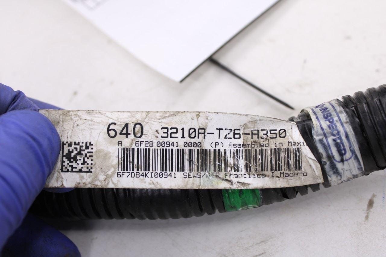 17-18 Acura MDX w/Technology Pkg Engine Bay Right Side Wire Harness w/ Fuse Box6