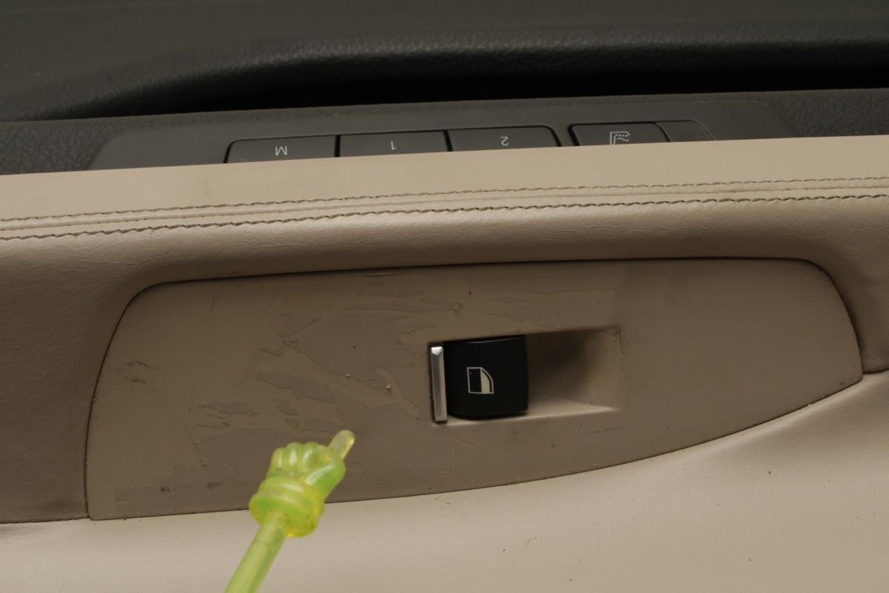 2010-2012 BMW 750Li xDrive Front Right Passenger Door Trim Panel 51419160860 OEM - Alshned Auto Parts