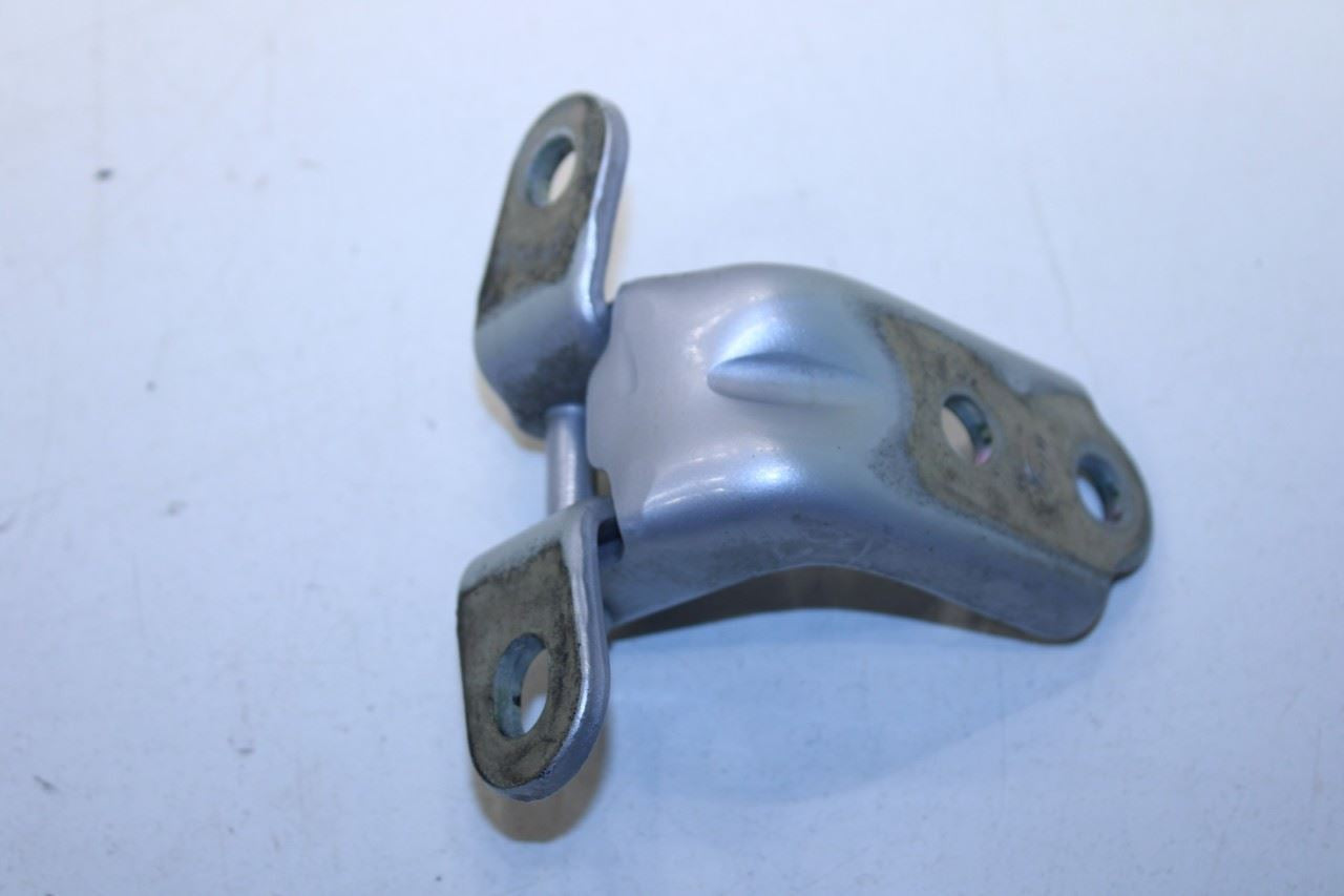 2020-2025 KIA Soul LX Rear Right Passenger Side Door Hinge Upper and Lower Pair - Alshned Auto Parts