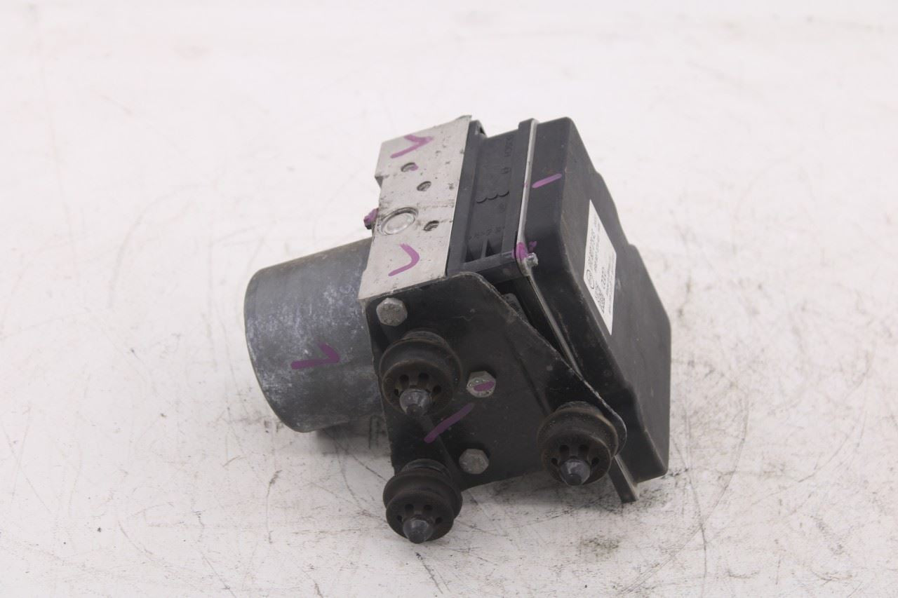 2014-2017 Audi Q5 Premium 2L ABS Anti Lock Brake Pump Control Module 8R0907379AS13